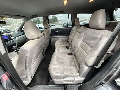 Used 2017 Honda Pilot EX image 29