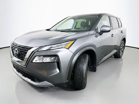 Used 2023 Nissan Rogue SV AWD/4WD image 3