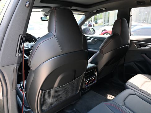 Used 2024 Audi RS Q8 AWD/4WD image 34