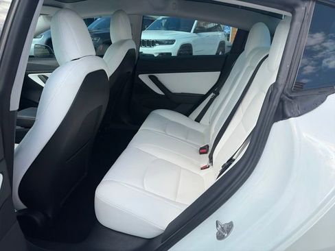 Used 2021 Tesla Model 3 Long Range image 27