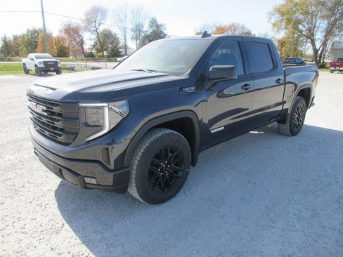 New 2026 GMC Sierra 1500 Elevation image 11