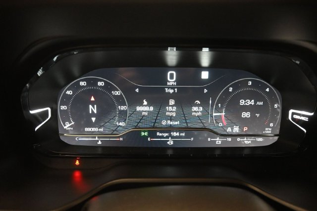 Used 2022 GMC Yukon Denali AWD/4WD image 5