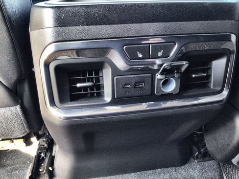 Used 2021 GMC Sierra 1500 SLT image 22