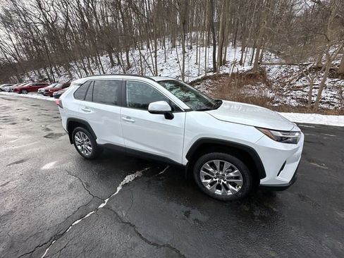 New 2025 Toyota RAV4 XLE Premium image 11