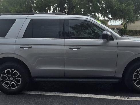 Used 2022 Ford Expedition XL AWD/4WD image 9