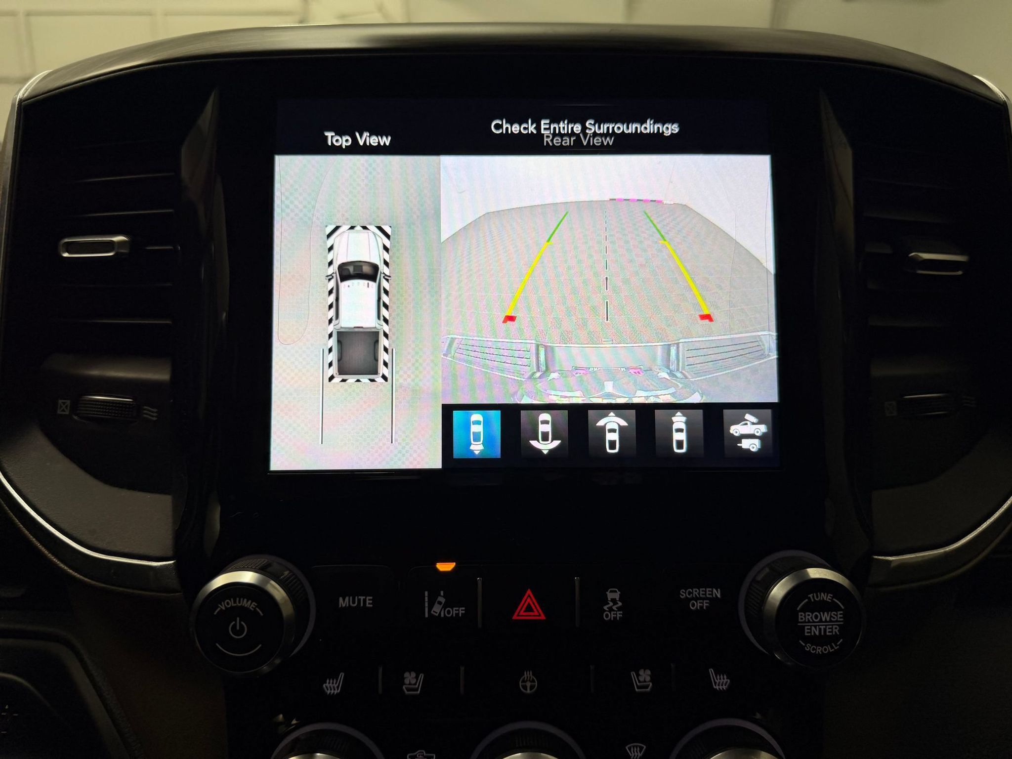 Used 2020 RAM 2500 Laramie AWD/4WD image 19