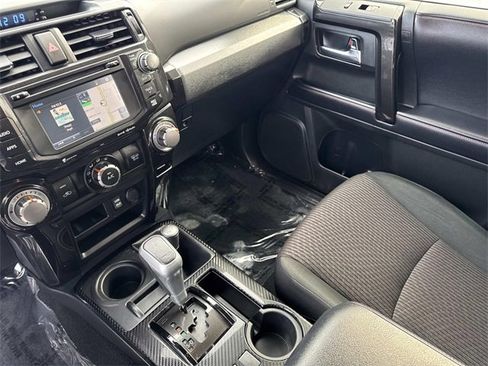 Used 2018 Toyota 4Runner TRD Off-Road w/ TRD Performance Package image 25