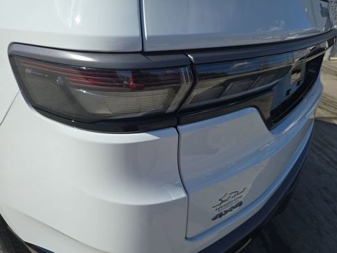 New 2026 Jeep Grand Wagoneer Limited AWD/4WD image 35