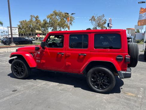 Used 2024 Jeep Wrangler Unlimited Sahara AWD/4WD image 23