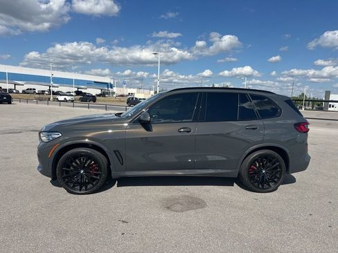 Used 2023 BMW X5 M50i w/ Executive Package image 2