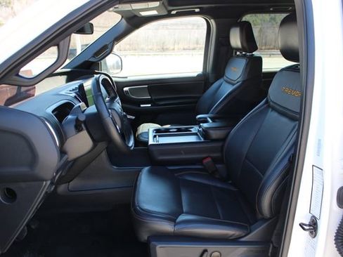 Used 2025 Ford Expedition Tremor AWD/4WD image 9