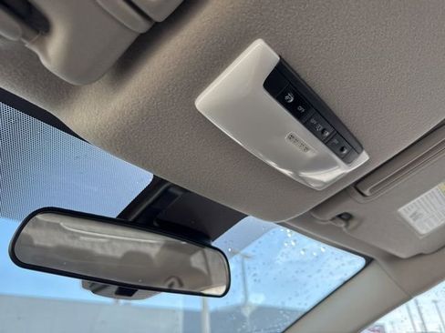 Used 2024 Nissan Versa S w/ Trunk Package FWD image 17