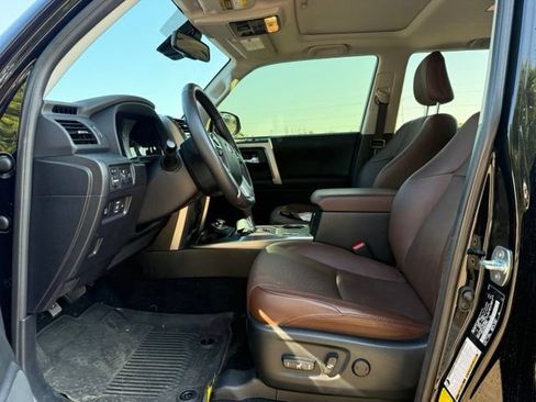 Used 2024 Toyota 4Runner Limited AWD/4WD image 14