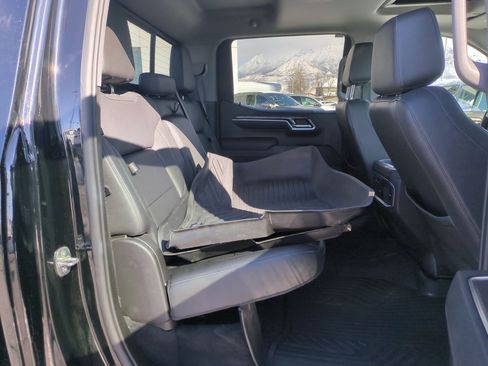 Used 2022 Chevrolet Silverado 1500 LTZ w/ LTZ Premium Package image 33