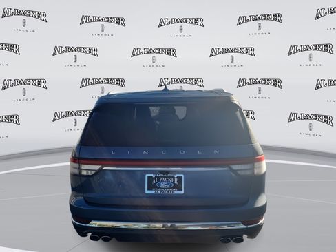 Used 2020 Lincoln Aviator Reserve w/ Equipment Group 201A image 4