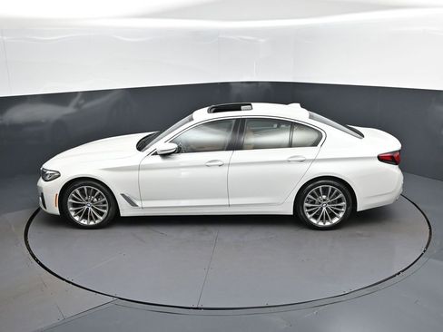 Certified 2023 BMW 530i w/ Convenience Package RWD image 32