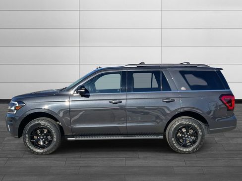 Used 2023 Ford Expedition Timberline image 2