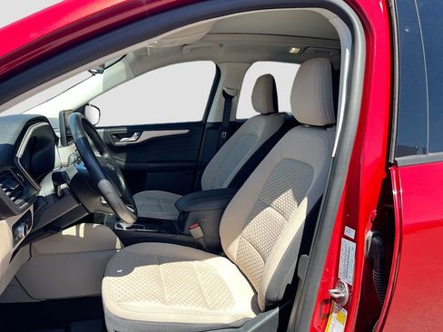 Used 2021 Ford Escape SE w/ SE Sport Appearance Package FWD image 21