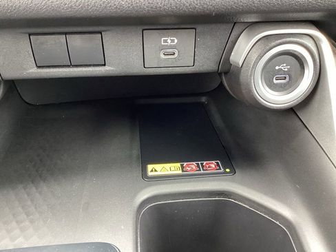 Used 2025 Toyota Grand Highlander AWD image 21