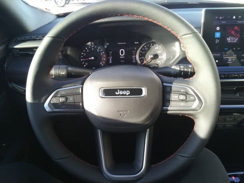 New 2026 Jeep Compass Trailhawk AWD/4WD image 15