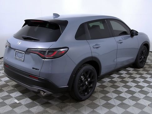 Used 2024 Honda HR-V Sport image 7
