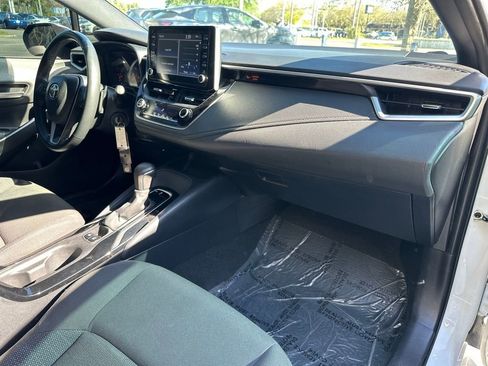 Used 2020 Toyota Corolla SE FWD image 35
