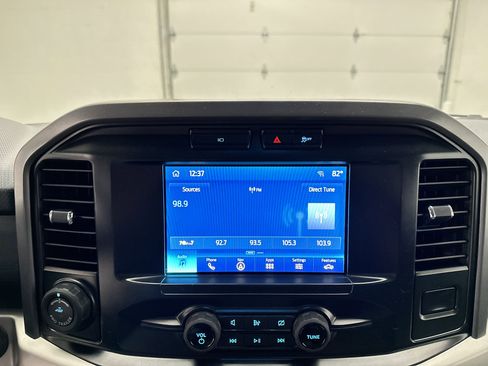 Used 2022 Ford F150 XLT w/ Trailer Tow Package image 32