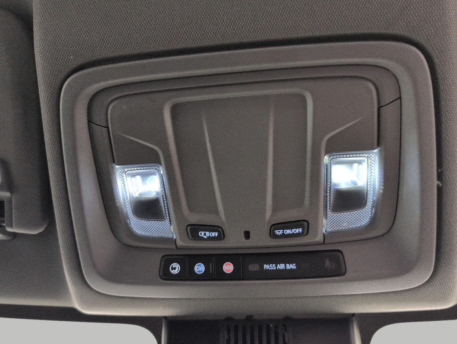 Certified 2025 Chevrolet Silverado 1500 W/T RWD image 18