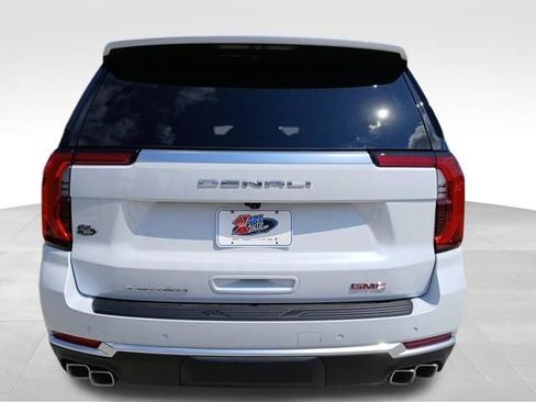 New 2026 GMC Yukon XL Denali AWD/4WD image 5