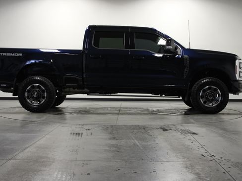 Used 2024 Ford F250 Lariat w/ Lariat Ultimate Package AWD/4WD image 3