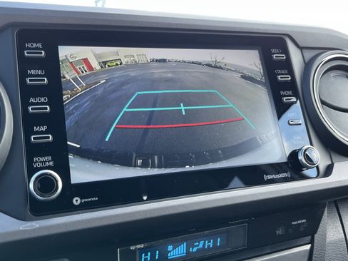 Used 2023 Toyota Tacoma TRD Sport image 29