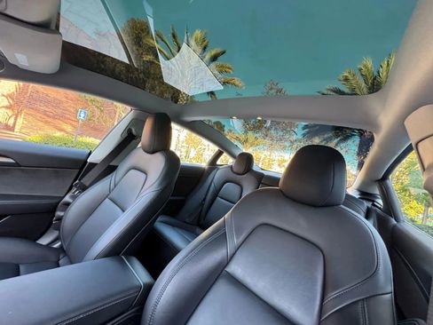 Used 2022 Tesla Model 3 Performance image 72