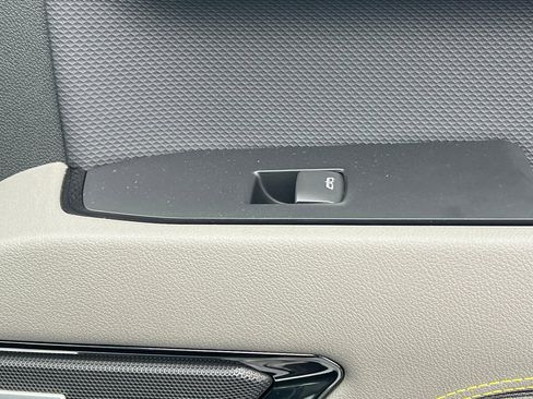 Certified 2025 Chevrolet Silverado 1500 ZR2 w/ Technology Package image 22