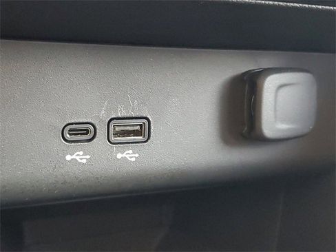 Used 2024 Buick Encore GX Sport Touring w/ Comfort Package image 29