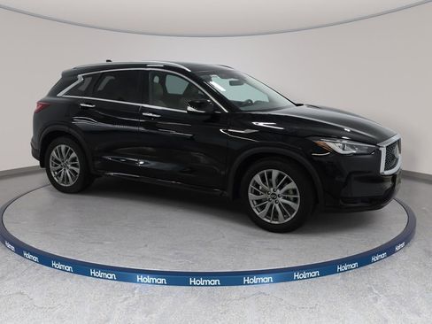 Certified 2023 INFINITI QX50 Luxe AWD/4WD image 3