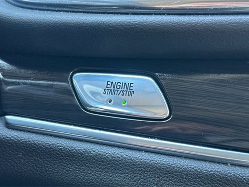 Used 2022 Buick Enclave Premium w/ Surround and Sites Package image 20