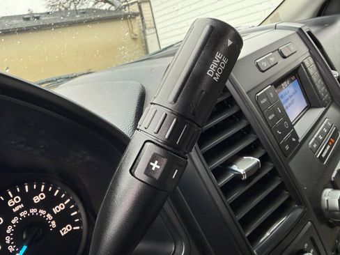 Used 2018 Ford F150 XL w/ Equipment Group 101A Mid image 34