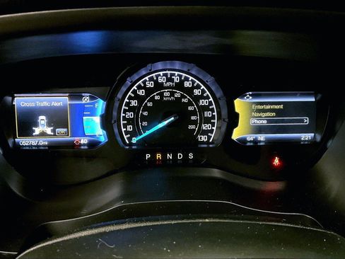 Certified 2019 Ford Ranger Lariat w/ Equipment Group 501A Mid image 19