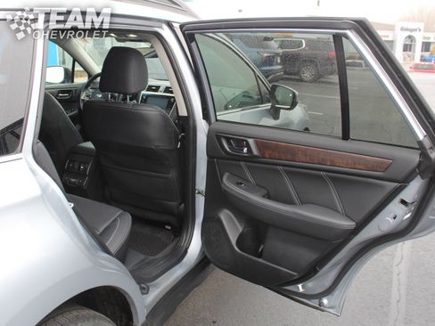 Used 2018 Subaru Outback 2.5i Limited image 26