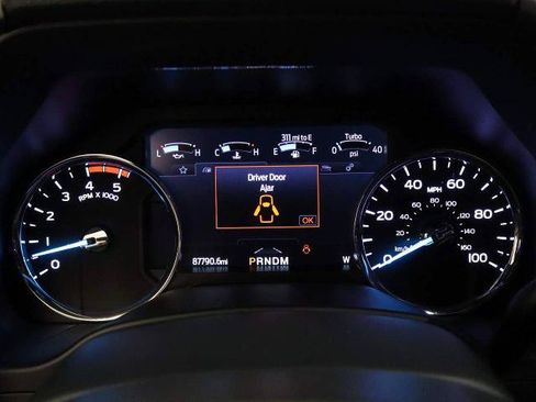 Certified 2022 Ford F250 Platinum w/ FX4 Off-Road Package AWD/4WD image 14