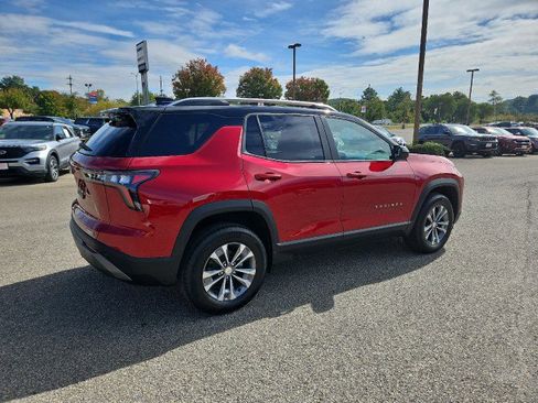 New 2026 Chevrolet Equinox LT w/ Convenience Package II image 4