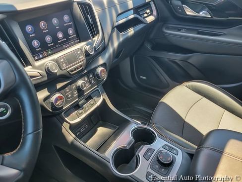 Certified 2023 GMC Terrain AT4 w/ Infotainment Package II AWD/4WD image 18