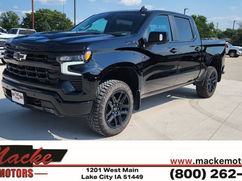 Used 2026 Chevrolet Silverado 1500 LT Trail Boss w/ LT Trail Boss Premium Package AWD/4WD image 1