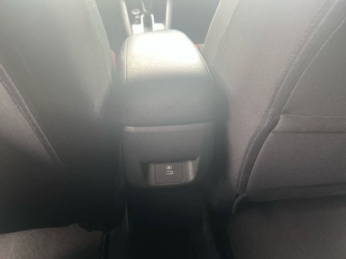 Used 2025 Nissan Versa SR w/ Trunk Package image 14