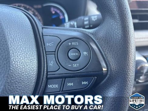 Used 2023 Toyota RAV4 XLE AWD/4WD image 15