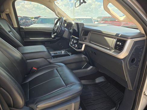 Used 2022 Ford Expedition XLT RWD image 25