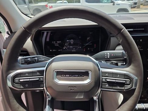 Used 2026 GMC Terrain Denali AWD/4WD image 28