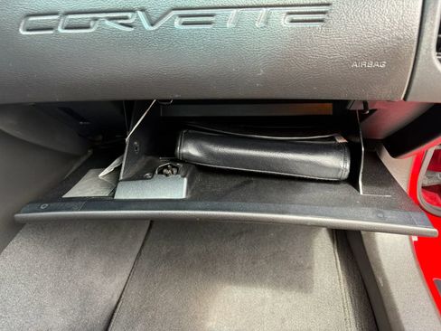 Used 2007 Chevrolet Corvette Convertible w/ Preferred Equipment Group RWD image 19