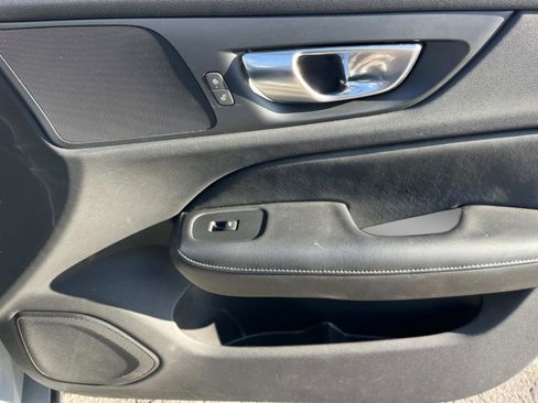 Used 2024 Volvo S60 B5 Core image 21