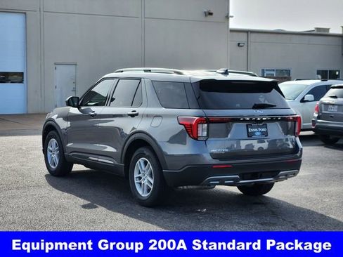 New 2026 Ford Explorer Active w/ Active Comfort Package image 4